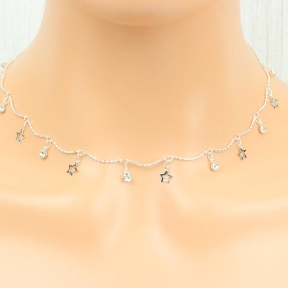 "Minimalist & Elegant Necklace Chain – Perfect for Women & Girls | UNVRC1063 - Picture 5 of 10